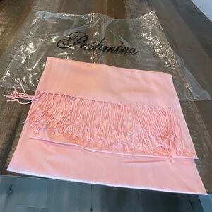 Pashmina Scarf/Shawl NEW in bag (Pink)